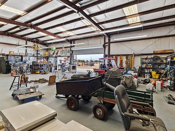 Lancaster, California, 93536, United States, 3 Bedrooms Bedrooms, ,3 BathroomsBathrooms,Residential,Forsale,1987287