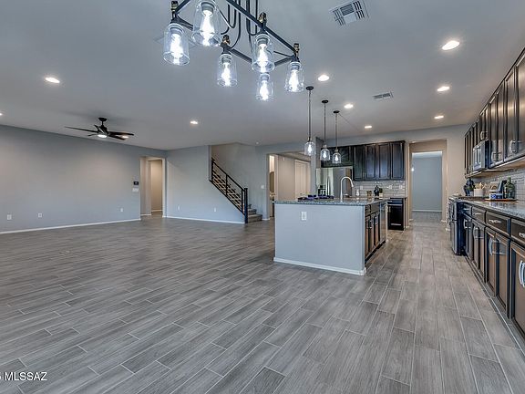 Oro Valley, Arizona, 85737, United States, 5 Bedrooms Bedrooms, ,4 BathroomsBathrooms,Residential,Forsale,1946071