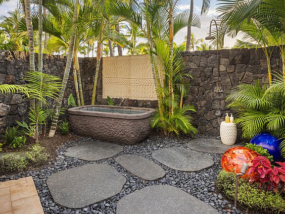 Kailua Kona, Hawaii, 96740, United States, 10 Bedrooms Bedrooms, ,13 BathroomsBathrooms,Residential,Forsale,1953844