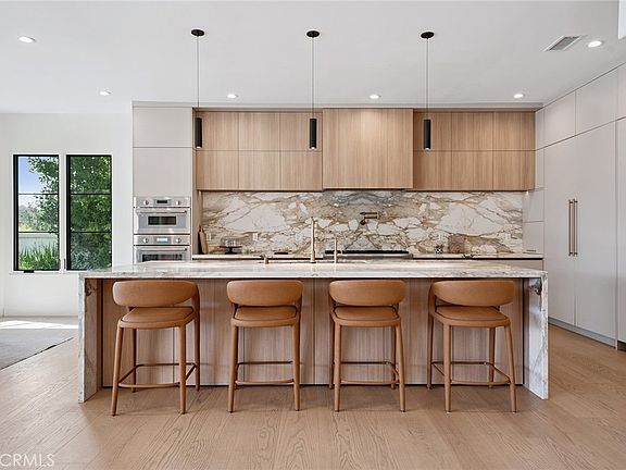 Calabasas, California, 91302, United States, 5 Bedrooms Bedrooms, ,6 BathroomsBathrooms,Residential,Forsale,1987286