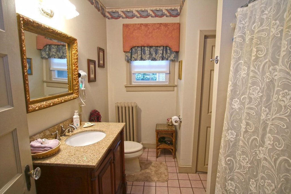 Cape May, New Jersey, 08204, United States, 9 Bedrooms Bedrooms, ,5 BathroomsBathrooms,Residential,Forsale,1967242