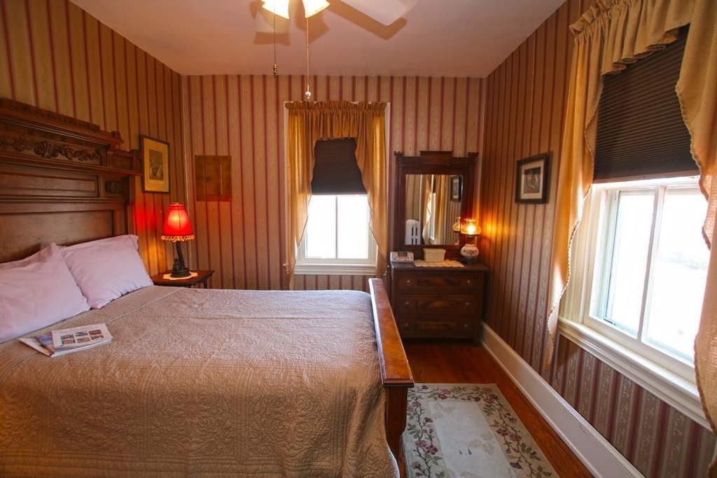 Cape May, New Jersey, 08204, United States, 9 Bedrooms Bedrooms, ,5 BathroomsBathrooms,Residential,Forsale,1967242