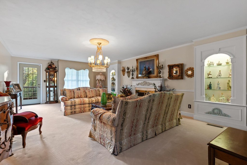 Chattanooga, Tennessee, 37421, United States, 4 Bedrooms Bedrooms, ,5.5 BathroomsBathrooms,Residential,Forsale,1946772