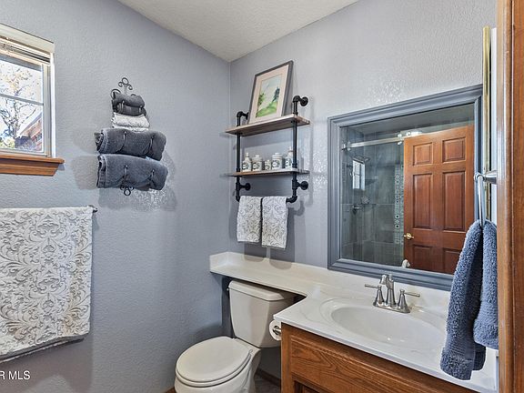 Lancaster, California, 93536, United States, 3 Bedrooms Bedrooms, ,3 BathroomsBathrooms,Residential,Forsale,1987287