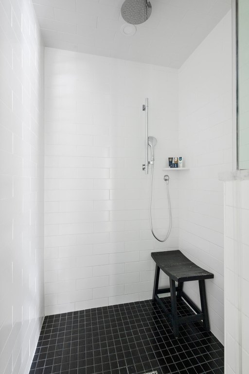 Charleston, South Carolina, 29401, United States, 2 Bedrooms Bedrooms, ,1.5 BathroomsBathrooms,Residential,Forsale,1953164