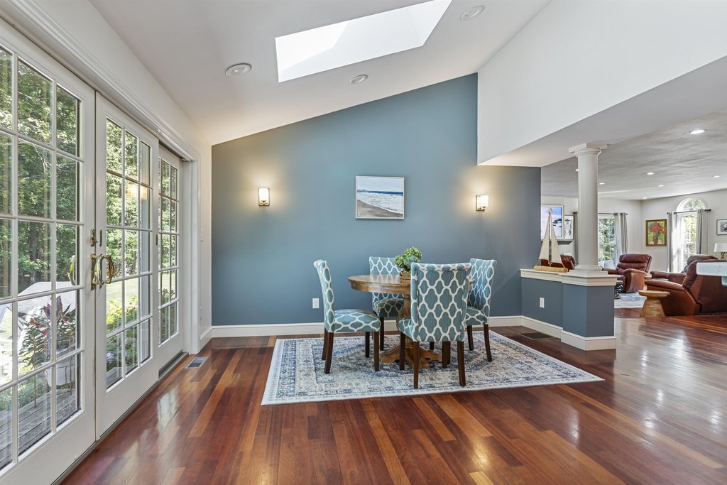 Hampton, New Hampshire, 03842, United States, 4 Bedrooms Bedrooms, ,3.5 BathroomsBathrooms,Residential,Forsale,1952920