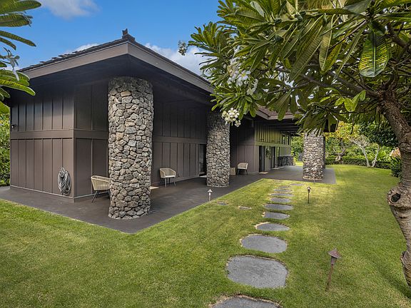 Kailua Kona, Hawaii, 96740, United States, 10 Bedrooms Bedrooms, ,13 BathroomsBathrooms,Residential,Forsale,1953844
