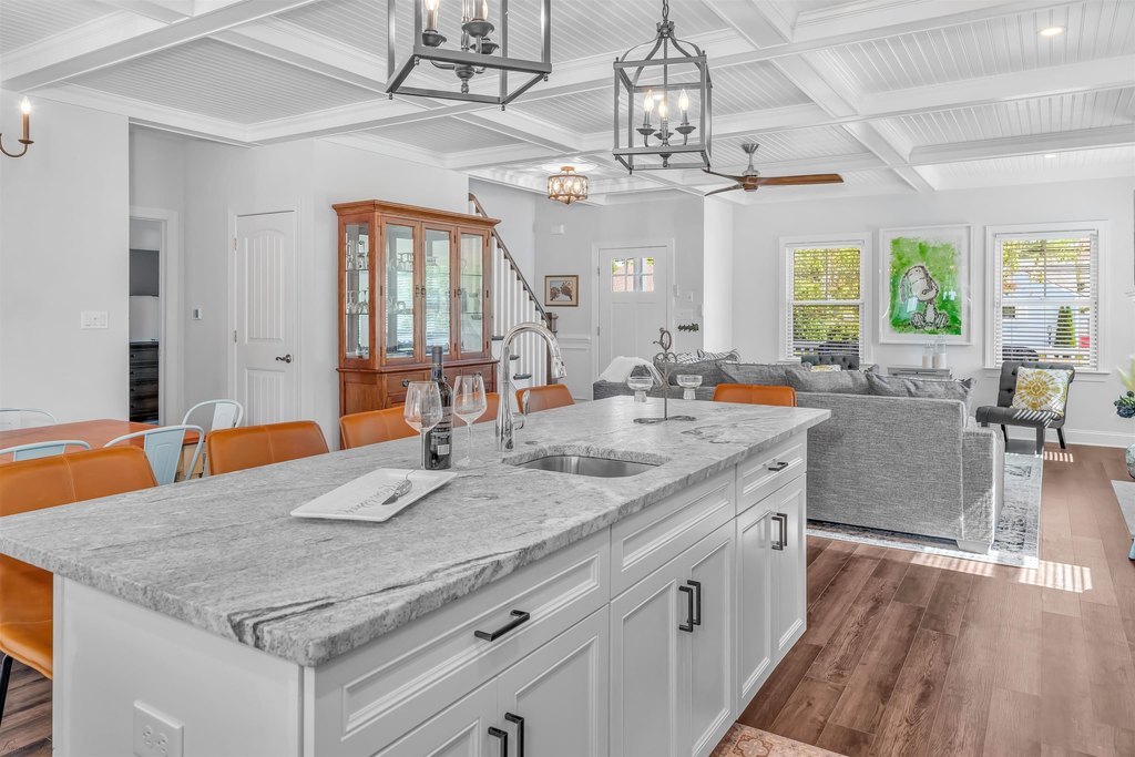 Cape May, New Jersey, 08204, United States, 5 Bedrooms Bedrooms, ,3.5 BathroomsBathrooms,Residential,Forsale,1967241