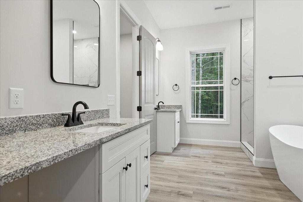 Talbott, Tennessee, 37877, United States, 3 Bedrooms Bedrooms, ,2.5 BathroomsBathrooms,Residential,Forsale,1986958