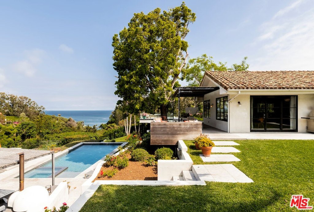 Malibu, California, 90265, United States, 7 Bedrooms Bedrooms, ,6.5 BathroomsBathrooms,Residential,Forsale,1922149