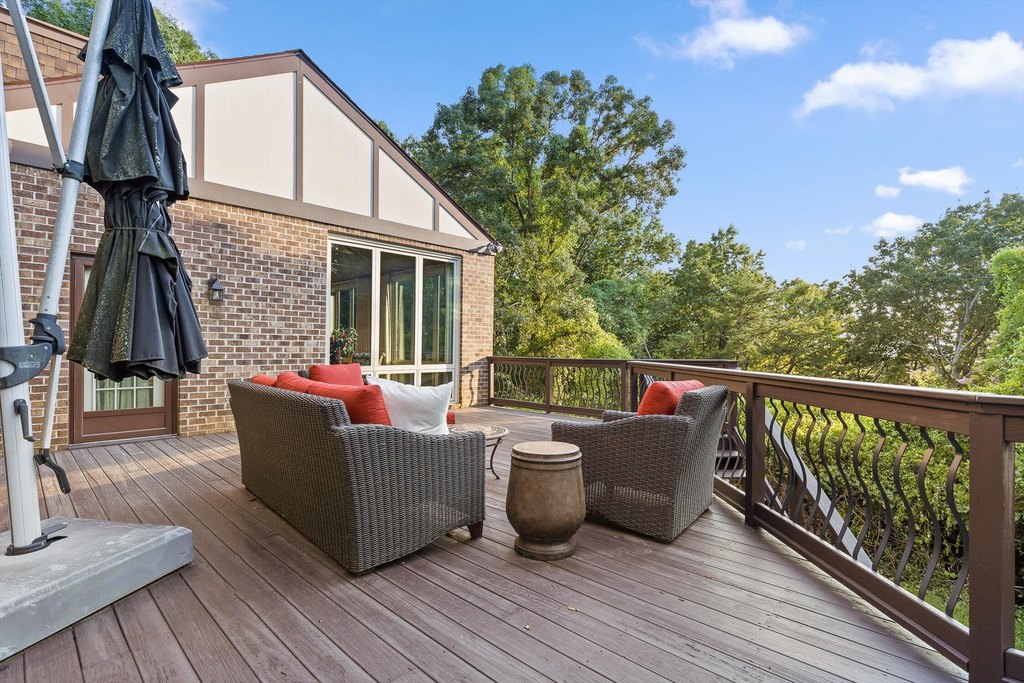 Chattanooga, Tennessee, 37421, United States, 4 Bedrooms Bedrooms, ,5.5 BathroomsBathrooms,Residential,Forsale,1946772