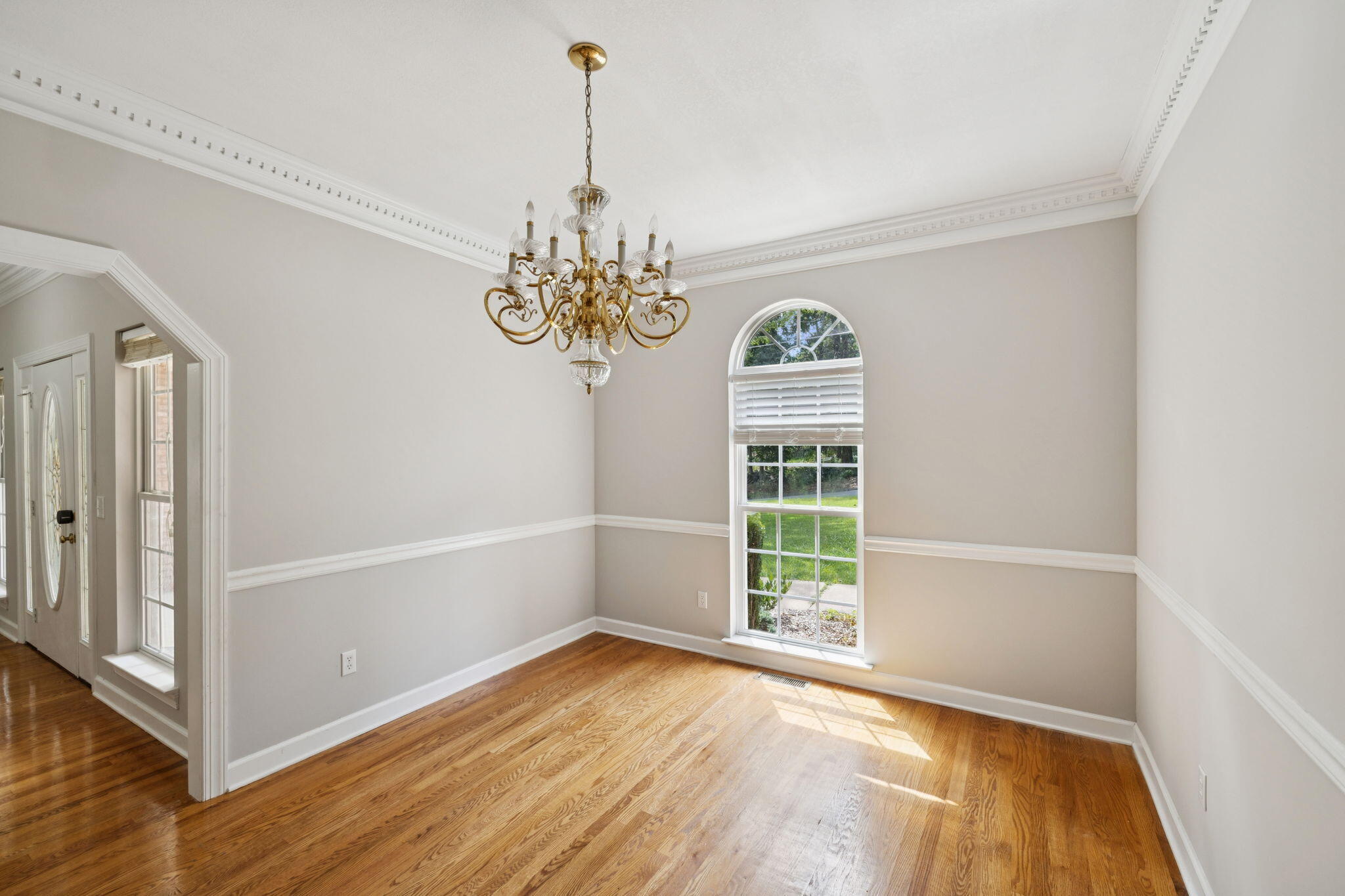 Harrison, Tennessee, 37341, United States, 4 Bedrooms Bedrooms, ,3 BathroomsBathrooms,Residential,Forsale,1946803