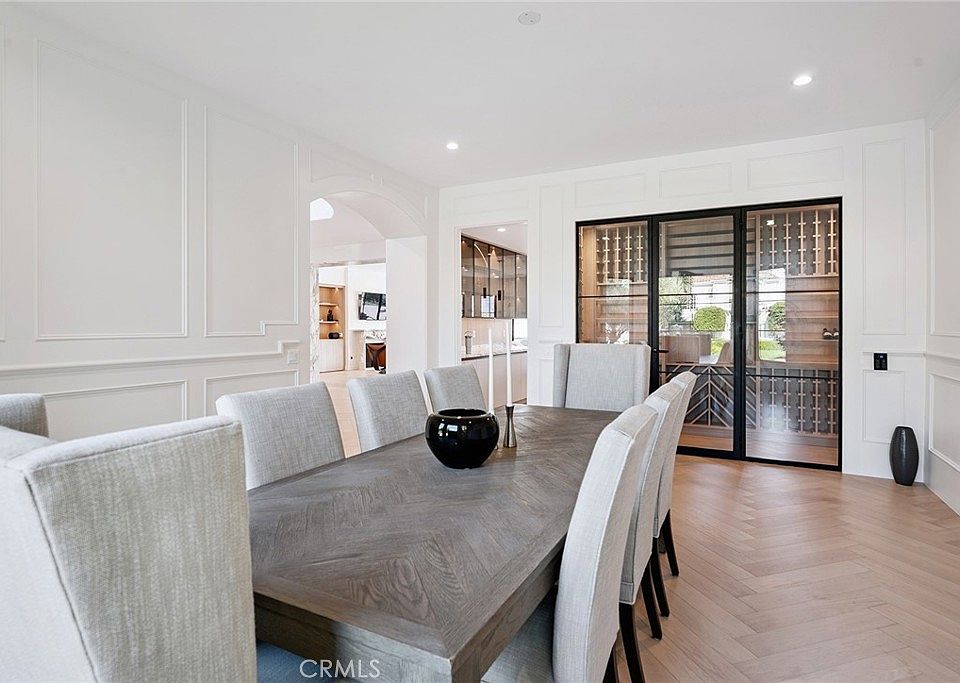 Calabasas, California, 91302, United States, 5 Bedrooms Bedrooms, ,6 BathroomsBathrooms,Residential,Forsale,1987286