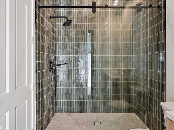 Calabasas, California, 91302, United States, 5 Bedrooms Bedrooms, ,6 BathroomsBathrooms,Residential,Forsale,1987286