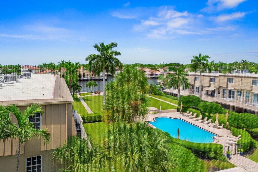 Delray Beach, Florida, 33483, United States, 3 Bedrooms Bedrooms, ,2.5 BathroomsBathrooms,Residential,Forsale,2009923