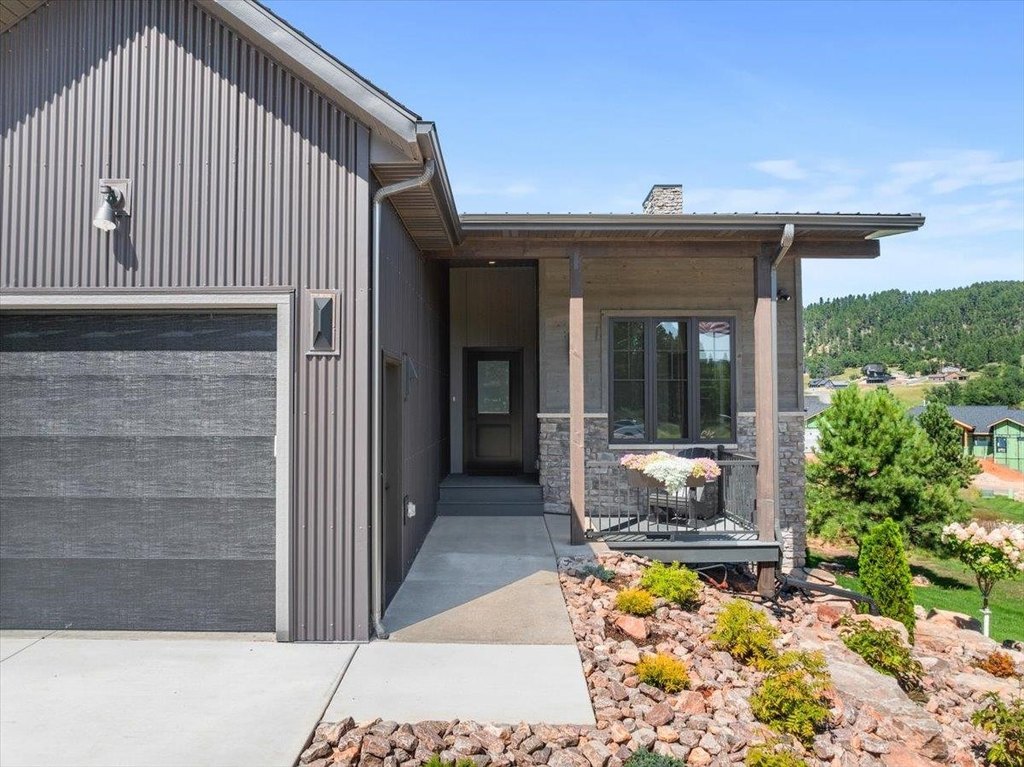 Sturgis, South Dakota, 57785, United States, 4 Bedrooms Bedrooms, ,3 BathroomsBathrooms,Residential,Forsale,2003965