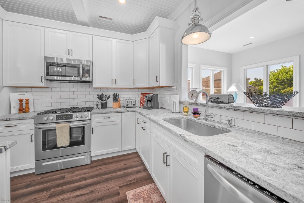 Cape May, New Jersey, 08204, United States, 5 Bedrooms Bedrooms, ,3.5 BathroomsBathrooms,Residential,Forsale,1967241