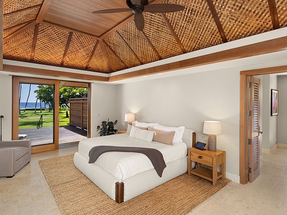 Kailua Kona, Hawaii, 96740, United States, 10 Bedrooms Bedrooms, ,13 BathroomsBathrooms,Residential,Forsale,1953844