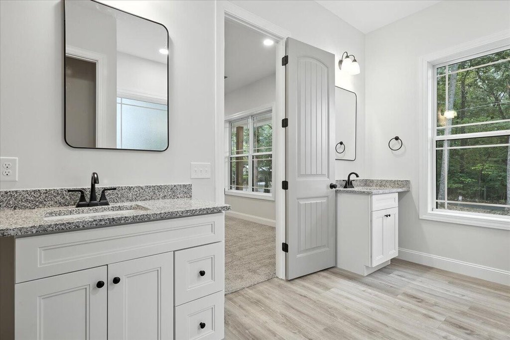 Talbott, Tennessee, 37877, United States, 3 Bedrooms Bedrooms, ,2.5 BathroomsBathrooms,Residential,Forsale,1986958