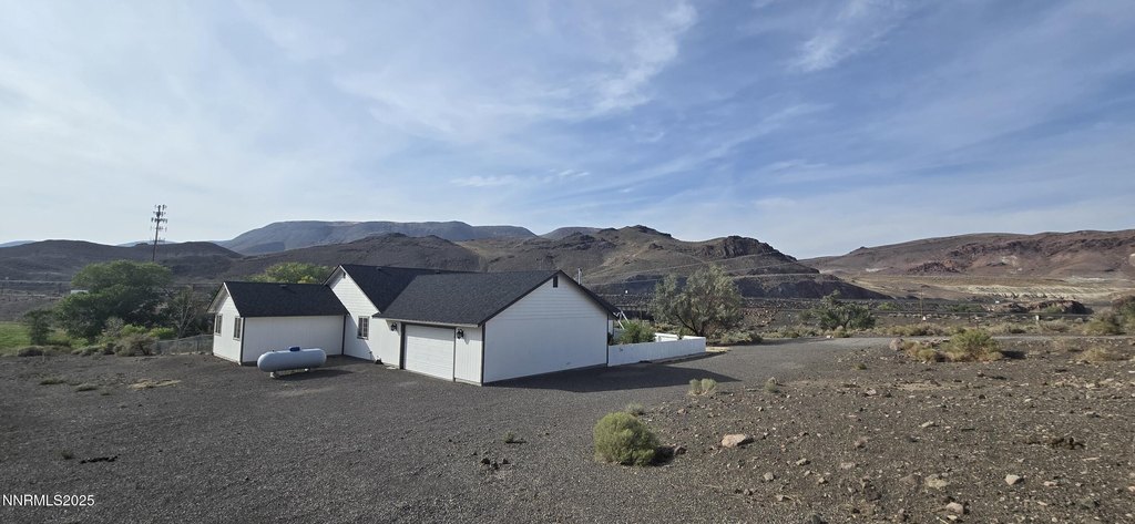 Sparks, Nevada, 89434, United States, 4 Bedrooms Bedrooms, ,4 BathroomsBathrooms,Residential,Forsale,1936731