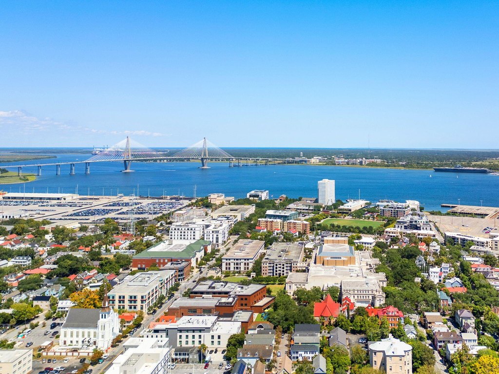 Charleston, South Carolina, 29401, United States, 2 Bedrooms Bedrooms, ,1.5 BathroomsBathrooms,Residential,Forsale,1953164