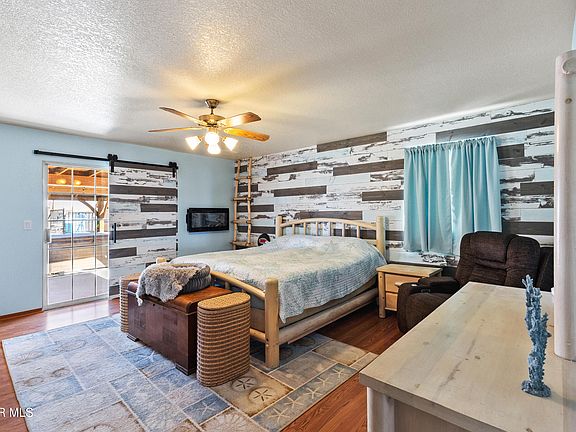 Lancaster, California, 93536, United States, 3 Bedrooms Bedrooms, ,3 BathroomsBathrooms,Residential,Forsale,1987287