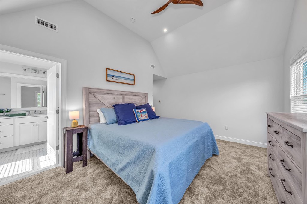 Cape May, New Jersey, 08204, United States, 5 Bedrooms Bedrooms, ,3.5 BathroomsBathrooms,Residential,Forsale,1967241