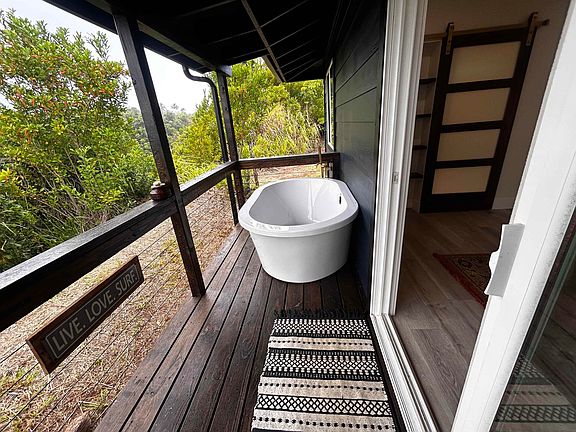 Haiku, Hawaii, 96708, United States, 3 Bedrooms Bedrooms, ,2 BathroomsBathrooms,Residential,Forsale,1944127
