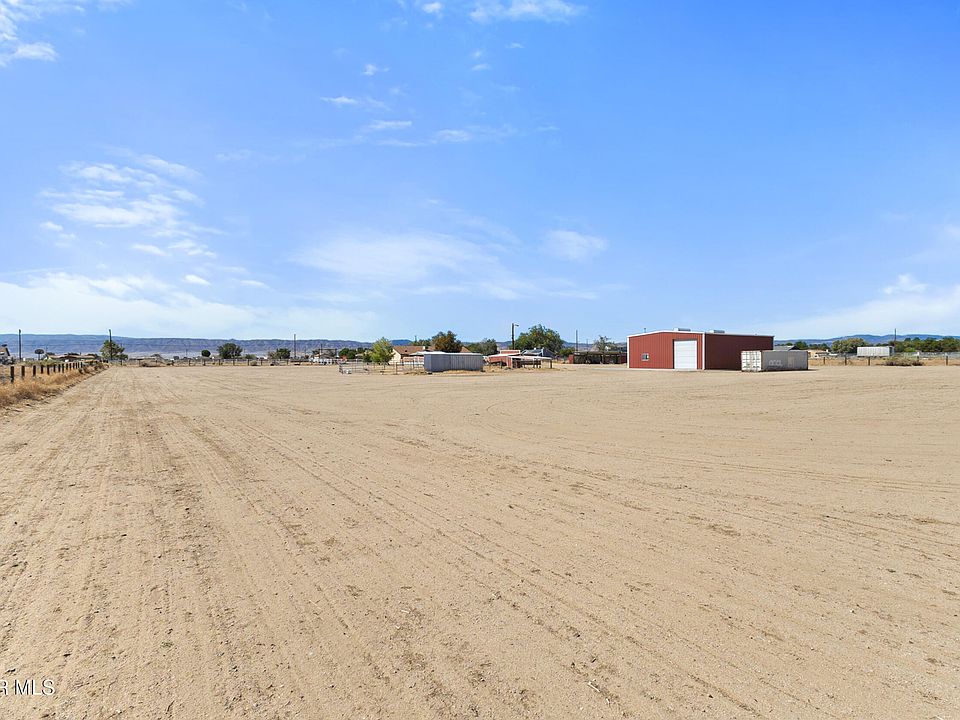 Lancaster, California, 93536, United States, 3 Bedrooms Bedrooms, ,3 BathroomsBathrooms,Residential,Forsale,1987287