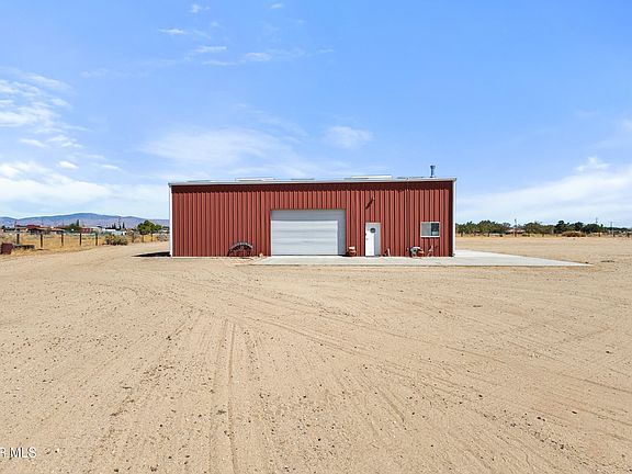 Lancaster, California, 93536, United States, 3 Bedrooms Bedrooms, ,3 BathroomsBathrooms,Residential,Forsale,1987287