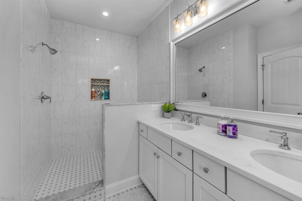 Cape May, New Jersey, 08204, United States, 5 Bedrooms Bedrooms, ,3.5 BathroomsBathrooms,Residential,Forsale,1967241