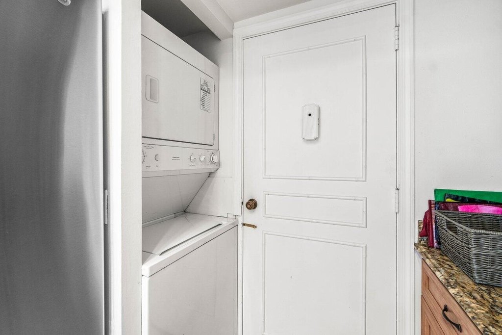 Delray Beach, Florida, 33483, United States, 3 Bedrooms Bedrooms, ,2.5 BathroomsBathrooms,Residential,Forsale,2009923