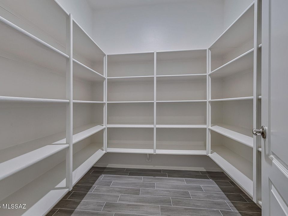 Oro Valley, Arizona, 85737, United States, 5 Bedrooms Bedrooms, ,4 BathroomsBathrooms,Residential,Forsale,1946071