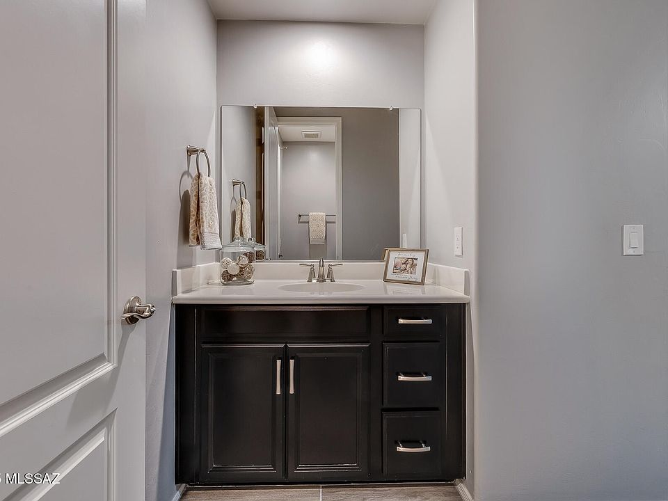 Oro Valley, Arizona, 85737, United States, 5 Bedrooms Bedrooms, ,4 BathroomsBathrooms,Residential,Forsale,1946071