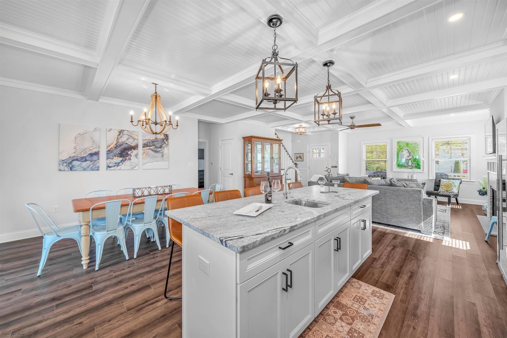 Cape May, New Jersey, 08204, United States, 5 Bedrooms Bedrooms, ,3.5 BathroomsBathrooms,Residential,Forsale,1967241