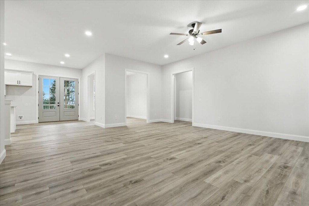 Talbott, Tennessee, 37877, United States, 3 Bedrooms Bedrooms, ,2.5 BathroomsBathrooms,Residential,Forsale,1986958