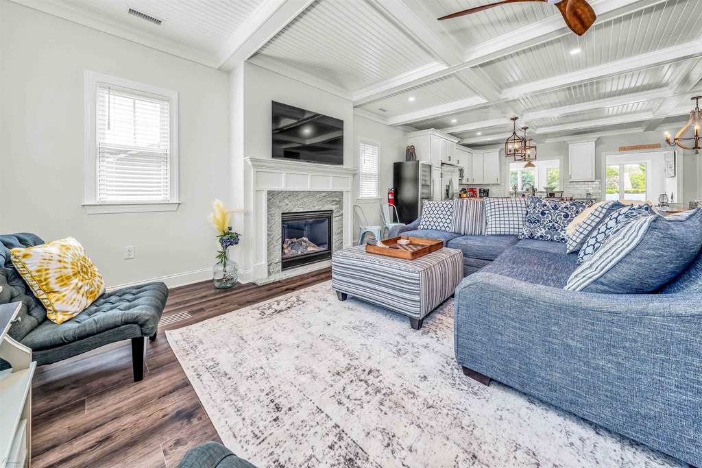 Cape May, New Jersey, 08204, United States, 5 Bedrooms Bedrooms, ,3.5 BathroomsBathrooms,Residential,Forsale,1967241