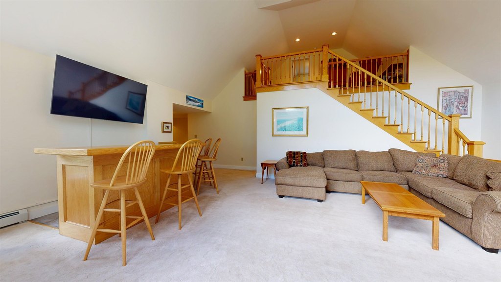 Underhill, Vermont, 05489, United States, 4 Bedrooms Bedrooms, ,3 BathroomsBathrooms,Residential,Forsale,1953117