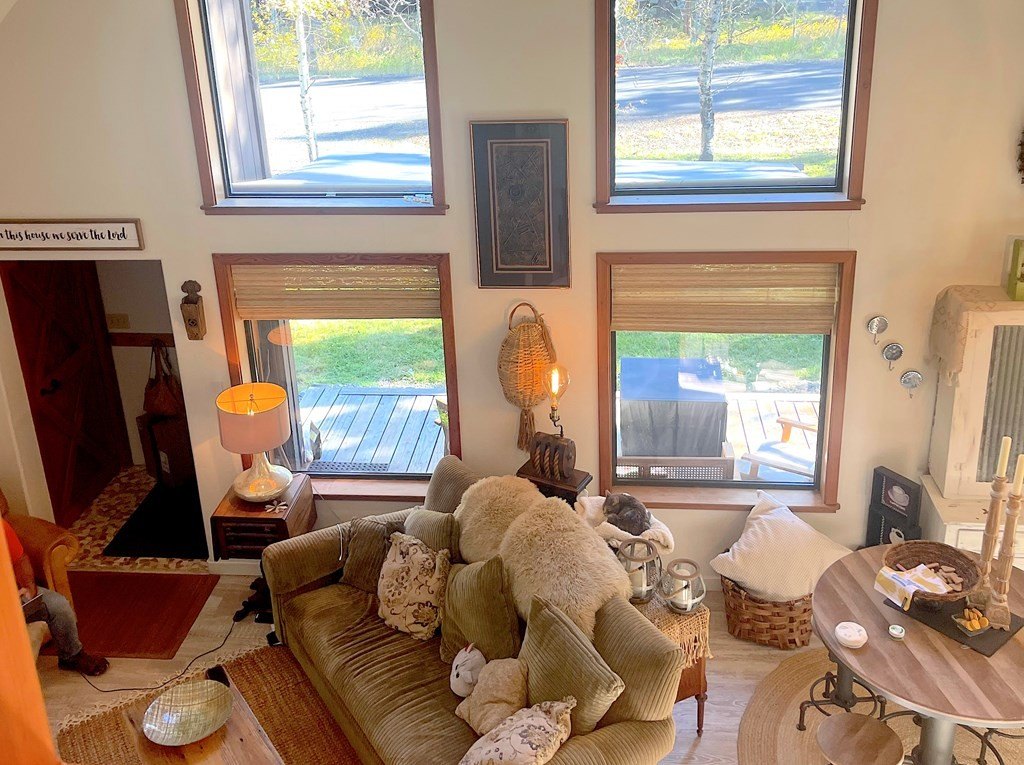 McCall, Idaho, 83638, United States, 3 Bedrooms Bedrooms, ,1.5 BathroomsBathrooms,Residential,Forsale,1996723