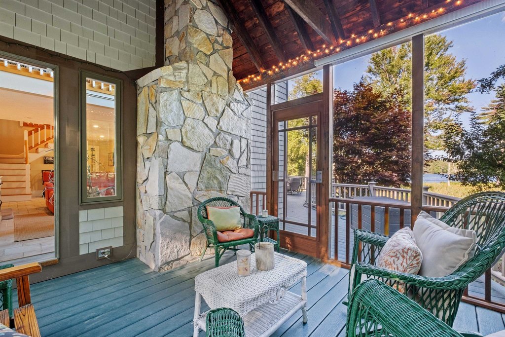 Moultonborough, New Hampshire, 03254, United States, 5 Bedrooms Bedrooms, ,3.5 BathroomsBathrooms,Residential,Forsale,1952910