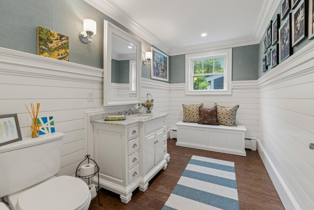 North Hampton, New Hampshire, 03862, United States, 4 Bedrooms Bedrooms, ,2.5 BathroomsBathrooms,Residential,Forsale,1952916