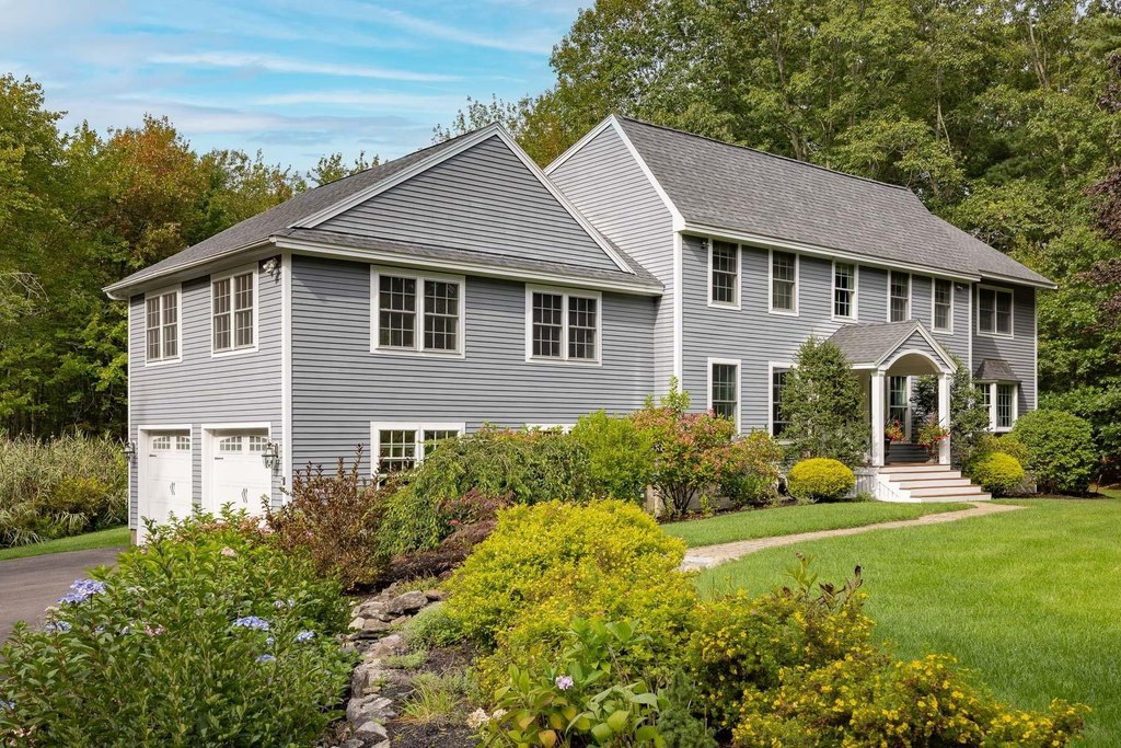 North Hampton, New Hampshire, 03862, United States, 4 Bedrooms Bedrooms, ,2.5 BathroomsBathrooms,Residential,Forsale,1952916