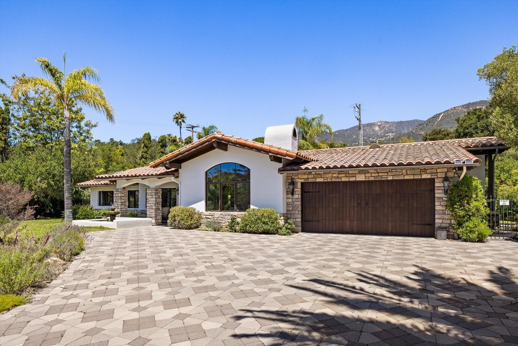 SANTA BARBARA, California, 93108, United States, 3 Bedrooms Bedrooms, ,2.5 BathroomsBathrooms,Residential,Forsale,2004321