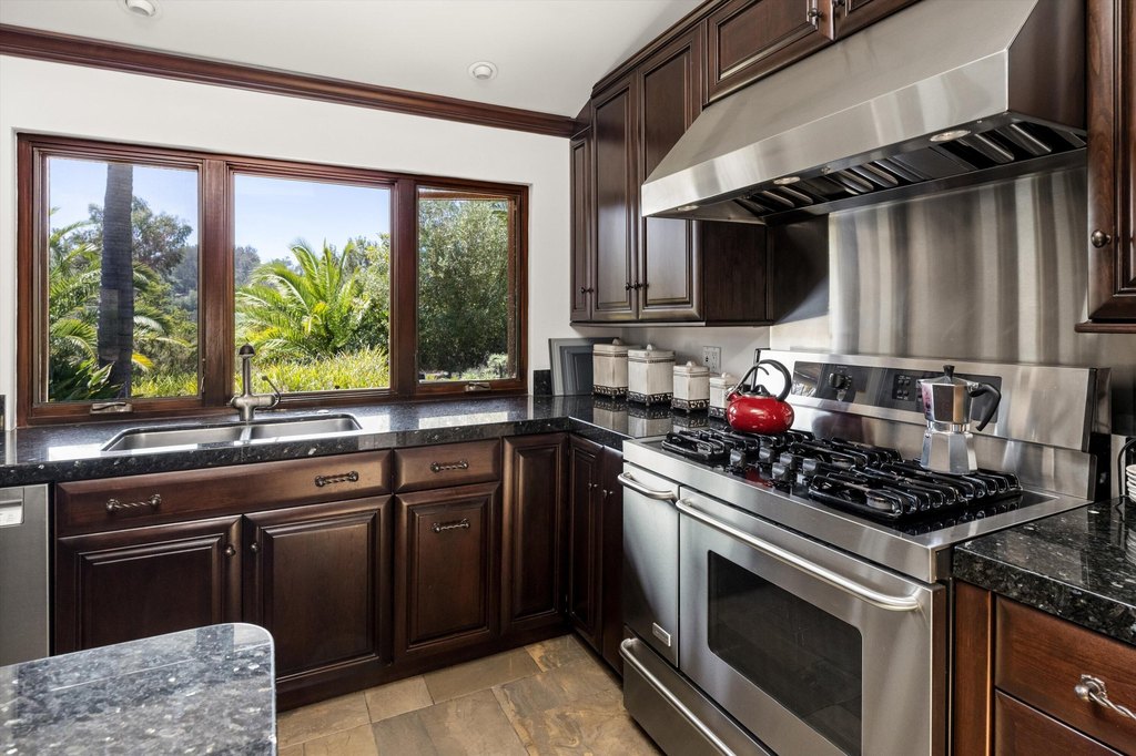 SANTA BARBARA, California, 93108, United States, 3 Bedrooms Bedrooms, ,2.5 BathroomsBathrooms,Residential,Forsale,2004321