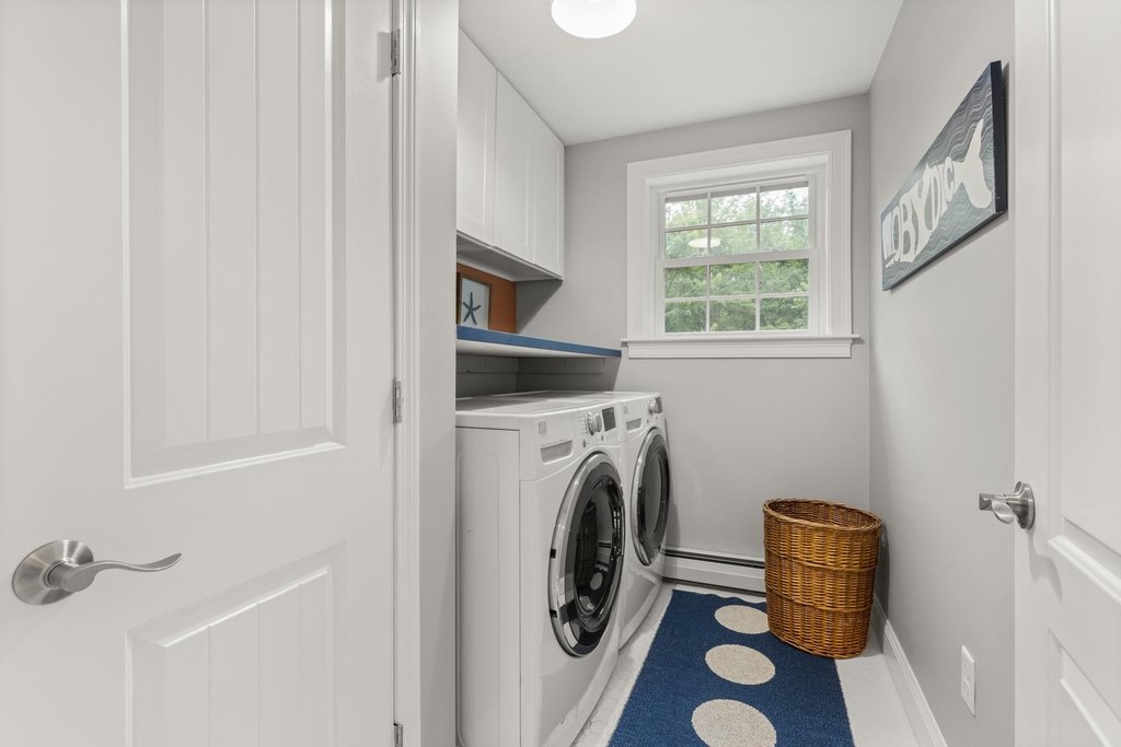 North Hampton, New Hampshire, 03862, United States, 4 Bedrooms Bedrooms, ,2.5 BathroomsBathrooms,Residential,Forsale,1952916
