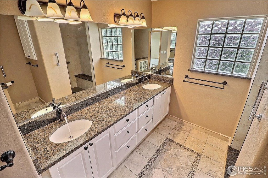 Greeley, Colorado, 80634, United States, 5 Bedrooms Bedrooms, ,3.5 BathroomsBathrooms,Residential,Forsale,2000004