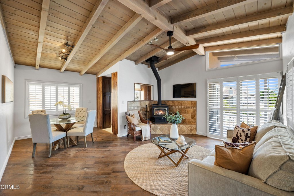 Oxnard, California, 93035, United States, 3 Bedrooms Bedrooms, ,3 BathroomsBathrooms,Residential,Forsale,1963620