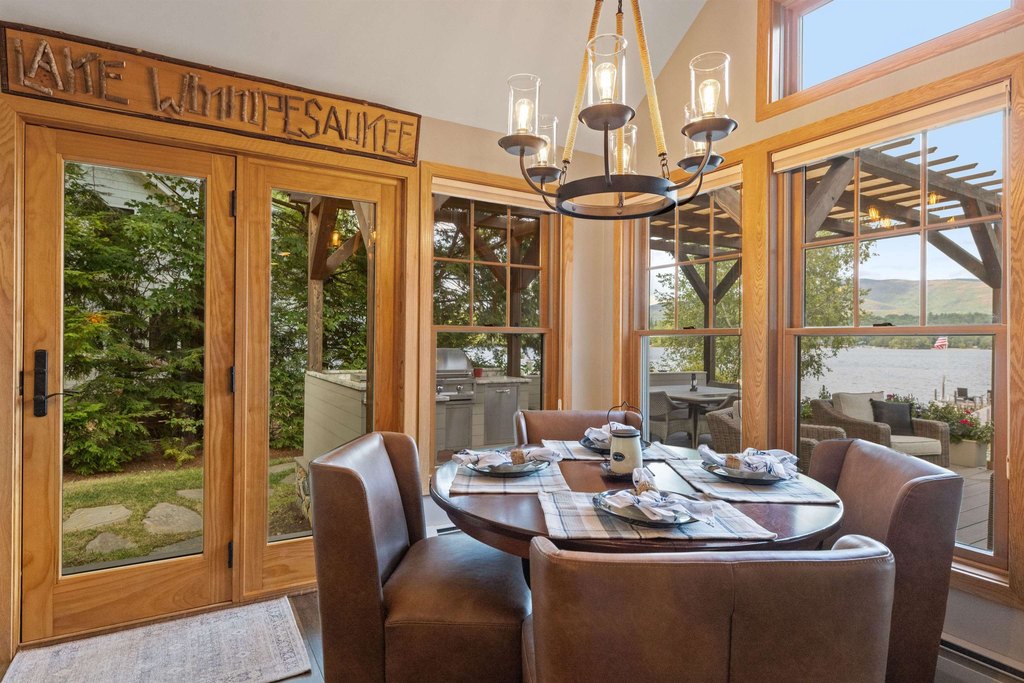Moultonborough, New Hampshire, 03254, United States, 4 Bedrooms Bedrooms, ,3 BathroomsBathrooms,Residential,Forsale,1952908