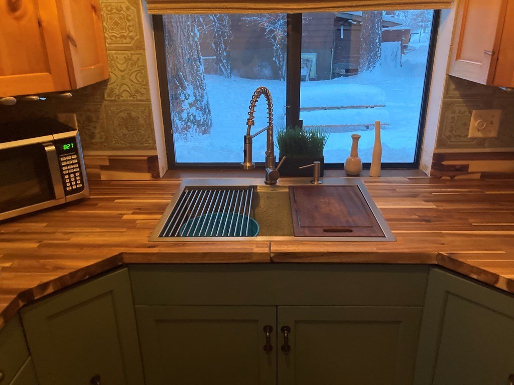 McCall, Idaho, 83638, United States, 3 Bedrooms Bedrooms, ,1.5 BathroomsBathrooms,Residential,Forsale,1996723