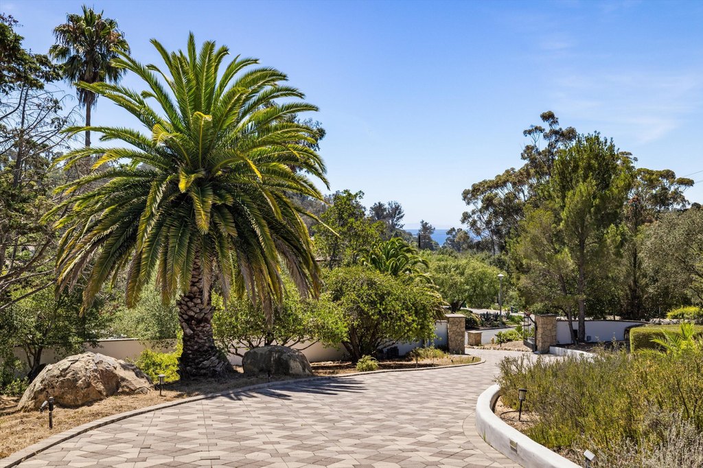 SANTA BARBARA, California, 93108, United States, 3 Bedrooms Bedrooms, ,2.5 BathroomsBathrooms,Residential,Forsale,2004321